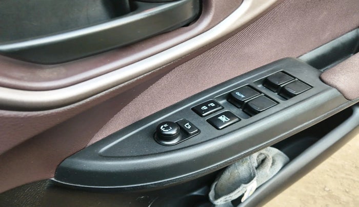 2024 Maruti FRONX DELTA PLUS 1.2L AGS, Petrol, Automatic, 10,672 km, interior