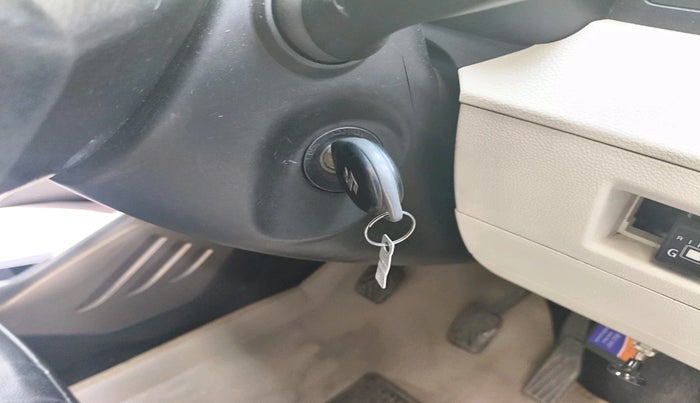 2017 Maruti IGNIS DELTA 1.2, CNG, Manual, 1,05,266 km, interior