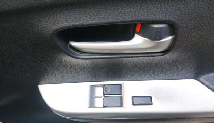 2013 Maruti Wagon R 1.0 LXI CNG, Petrol, Manual, 1,39,169 km, interior