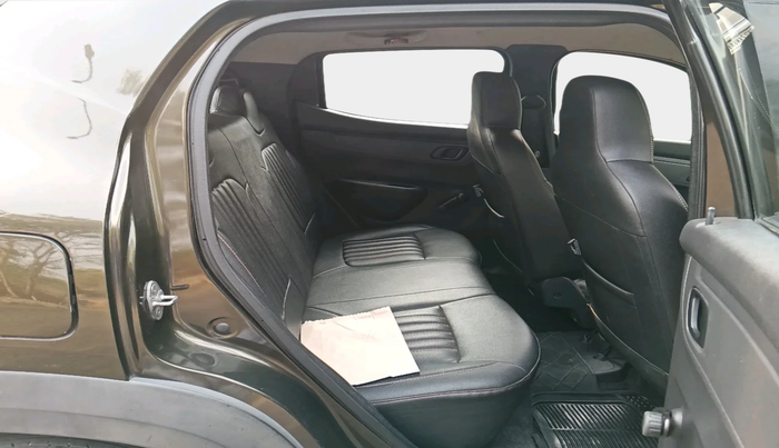 2015 Renault Kwid RXT 0.8, Petrol, Manual, 36,010 km, interior