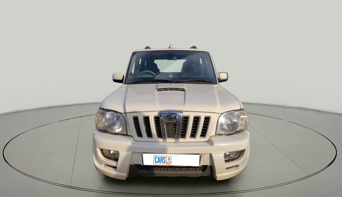 2014 Mahindra Scorpio VLX 2WD, Diesel, Manual, 2,82,601 km, exterior