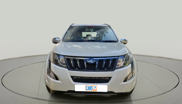 2016 Mahindra XUV500 W10 AWD AT, Diesel, Automatic, 1,06,951 km, exterior
