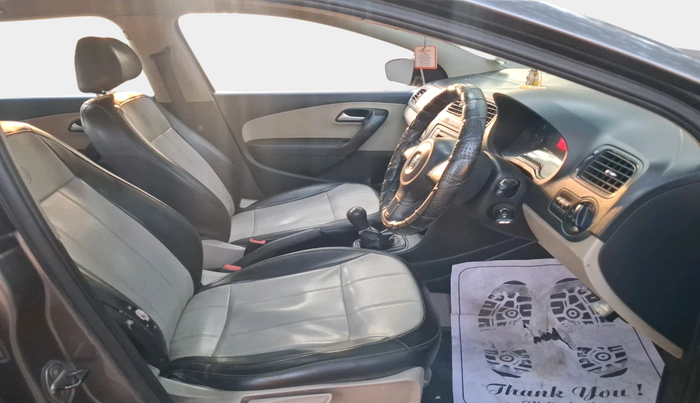 2014 Volkswagen Polo COMFORTLINE 1.2L, Diesel, Manual, 1,25,102 km, interior