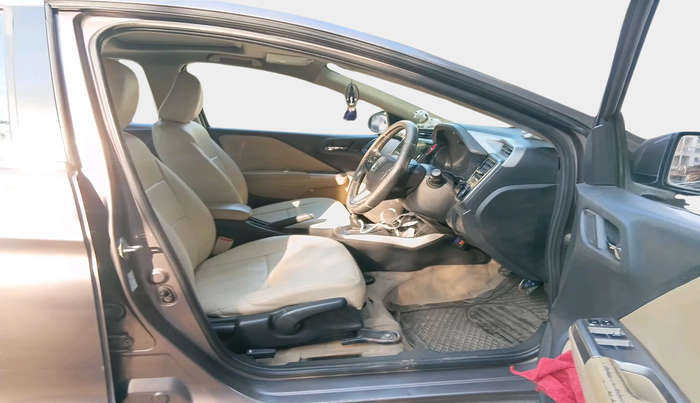 2016 Honda City 1.5L I-VTEC VX (O) MT, Petrol, Manual, 84,747 km, interior