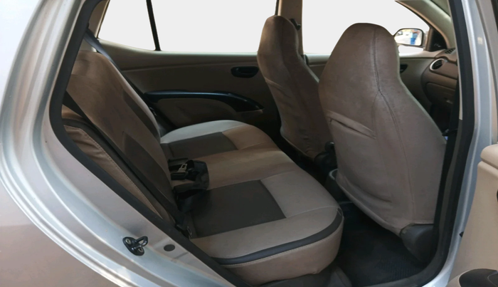 2013 Hyundai i10 MAGNA 1.1, Petrol, Manual, 1,06,056 km, interior