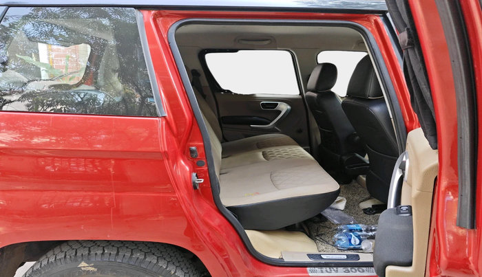 2018 Mahindra TUV300 T10 AMT, Diesel, Automatic, 1,17,658 km, interior