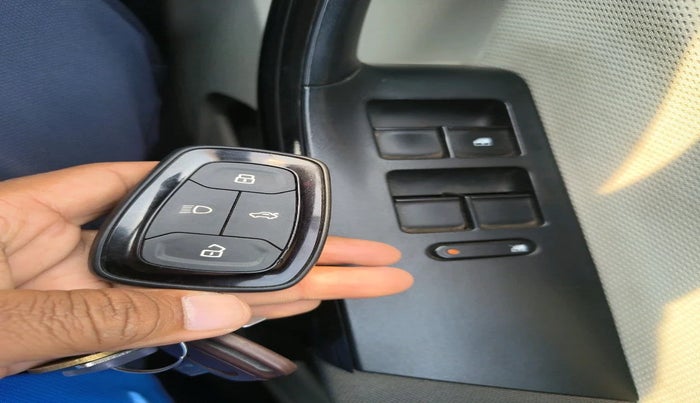 2022 Tata TIGOR XZ PLUS CNG, Petrol, Manual, 54,477 km, interior