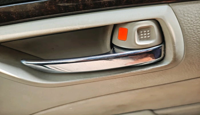 2012 Maruti Swift Dzire VXI, Petrol, Manual, 1,17,816 km, interior