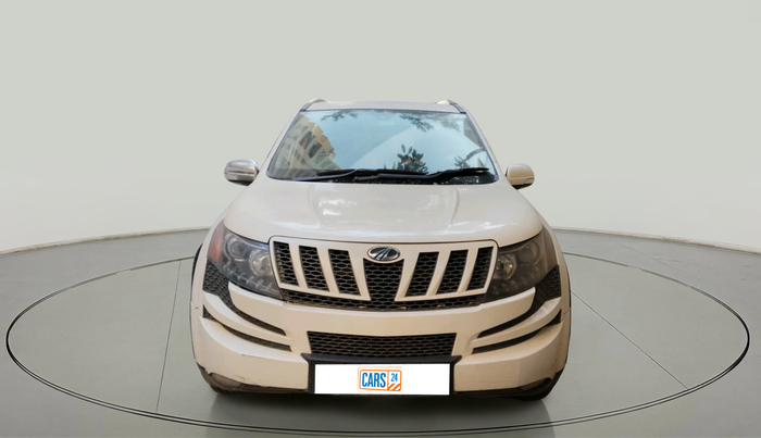 2013 Mahindra XUV500 W8, Diesel, Manual, 1,90,637 km, exterior