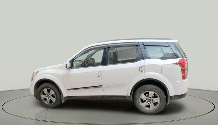 2013 Mahindra XUV500 W8, Diesel, Manual, 1,90,637 km, exterior