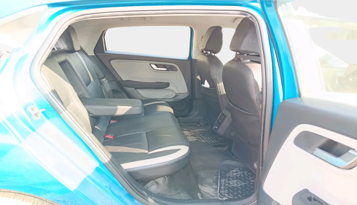 2021 Tata ALTROZ XZ PETROL, Petrol, Manual, 17,991 km, interior