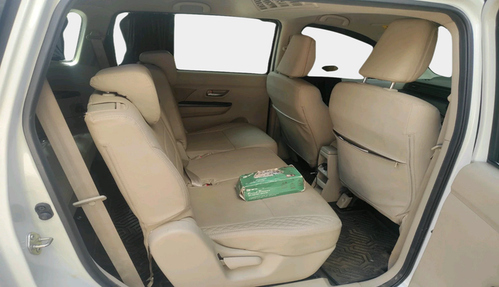 2025 Maruti Ertiga ZXI  CNG, Petrol, Manual, 12,100 km, interior