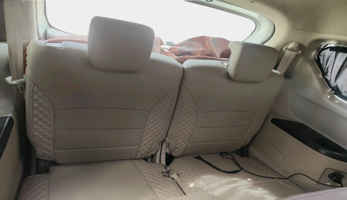 2025 Maruti Ertiga ZXI  CNG, Petrol, Manual, 12,100 km, interior