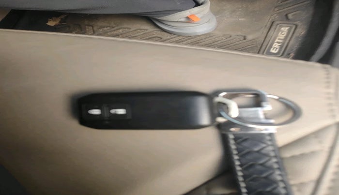 2025 Maruti Ertiga ZXI  CNG, Petrol, Manual, 12,100 km, interior