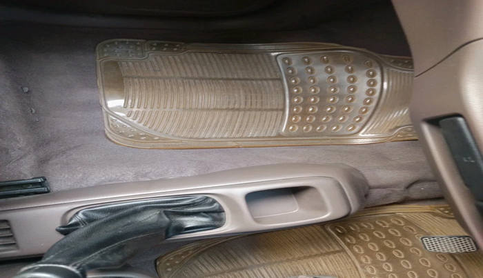 2011 Maruti Zen Estilo LXI, Petrol, Manual, 26,088 km, interior