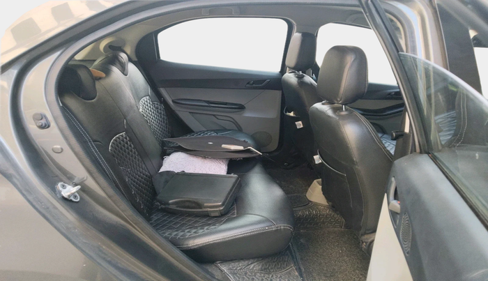 2022 Tata Tiago XT PETROL, Petrol, Manual, 25,631 km, interior