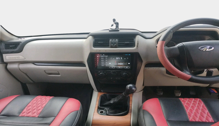 2015 Mahindra Scorpio S2, Diesel, Manual, 2,16,057 km, interior