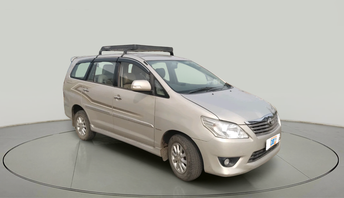2013 Toyota Innova 2.5 VX 7 STR, Diesel, Manual, 1,39,111 km, exterior