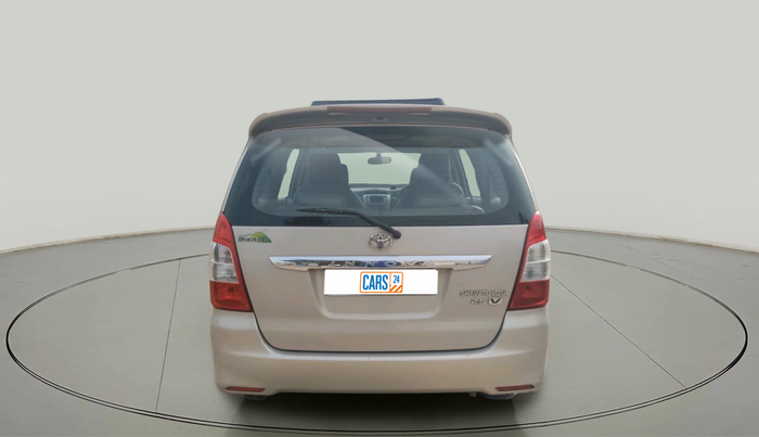 2013 Toyota Innova 2.5 VX 7 STR, Diesel, Manual, 1,39,111 km, exterior