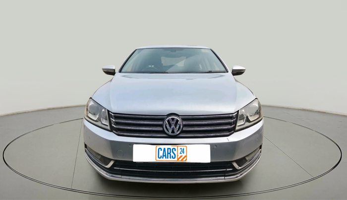 2012 Volkswagen Passat COMFORTLINE DSG, Diesel, Automatic, 1,30,788 km, exterior