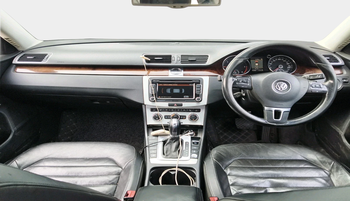 2012 Volkswagen Passat COMFORTLINE DSG, Diesel, Automatic, 1,30,788 km, interior