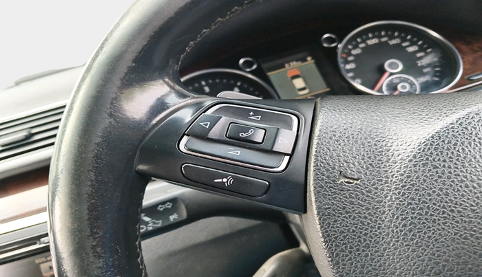 2012 Volkswagen Passat COMFORTLINE DSG, Diesel, Automatic, 1,30,788 km, interior