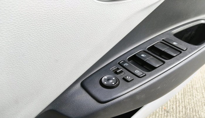 2025 Hyundai GRAND I10 NIOS Sportz (O) 1.2 Kappa VTVT, Petrol, Manual, 4,794 km, interior