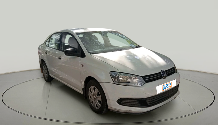 2011 Volkswagen Vento TRENDLINE 1.6, Petrol, Manual, 1,44,406 km, exterior