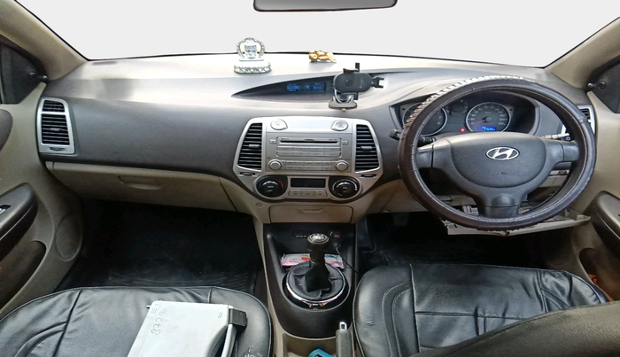 2010 Hyundai i20 MAGNA 1.2, Petrol, Manual, 77,535 km, interior