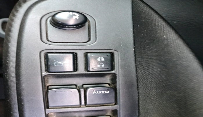 2018 Maruti Swift VXI, Petrol, Manual, 83,382 km, interior