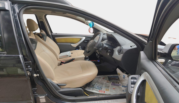 2014 Renault Duster 110 PS RXL ADVENTURE, Diesel, Manual, 91,483 km, interior