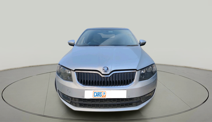2015 Skoda Octavia ELEGANCE 2.0 TDI AT, Diesel, Automatic, 1,41,996 km, exterior