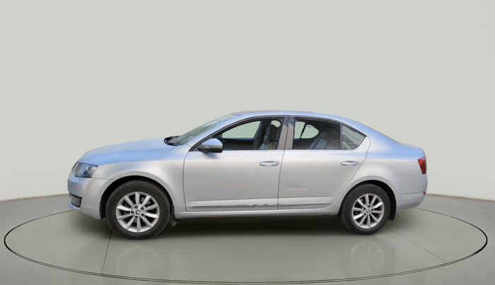 2015 Skoda Octavia ELEGANCE 2.0 TDI AT, Diesel, Automatic, 1,41,996 km, exterior