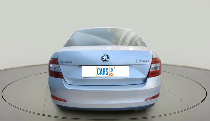 2015 Skoda Octavia ELEGANCE 2.0 TDI AT, Diesel, Automatic, 1,41,996 km, exterior