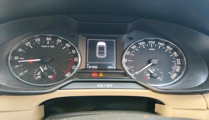 2015 Skoda Octavia ELEGANCE 2.0 TDI AT, Diesel, Automatic, 1,41,996 km, interior