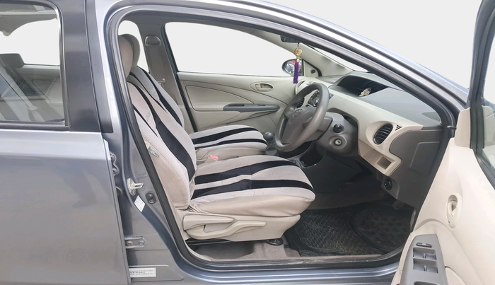 2014 Toyota Etios Liva G, Petrol, Manual, 31,910 km, interior