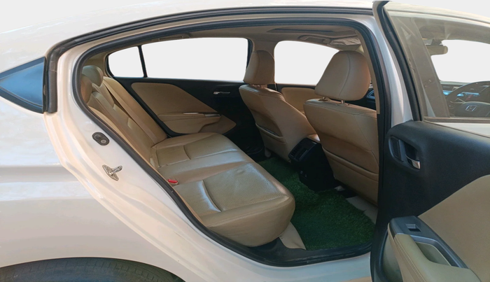 2015 Honda City 1.5L I-DTEC VX, Diesel, Manual, 1,51,574 km, interior