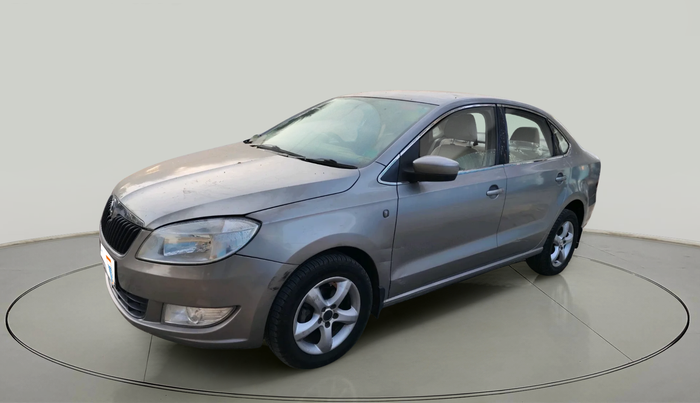 2014 Skoda Rapid AMBITION 1.5 TDI, Diesel, Manual, 92,739 km, exterior