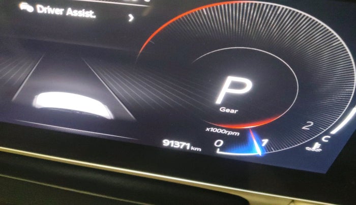 2022 Mahindra XUV700 AX 7 P AT 7 STR, Petrol, Automatic, 91,371 km, interior