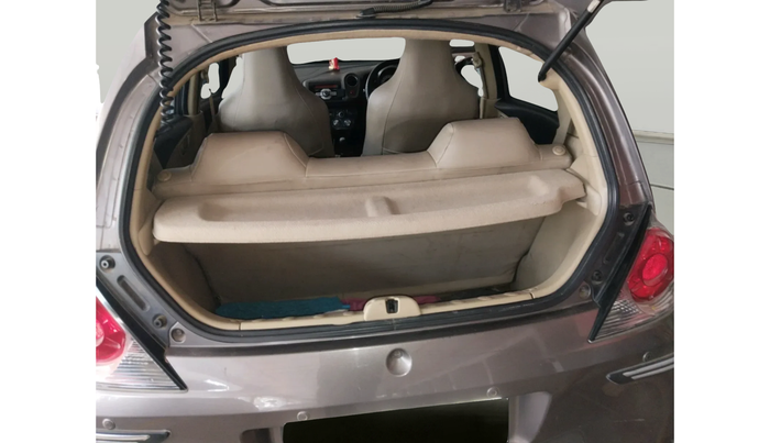 2013 Honda Brio V MT, Petrol, Manual, 1,05,570 km, exterior