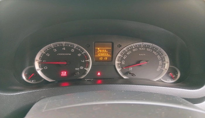 2017 Maruti Swift VXI O, CNG, Manual, 1,09,893 km, interior