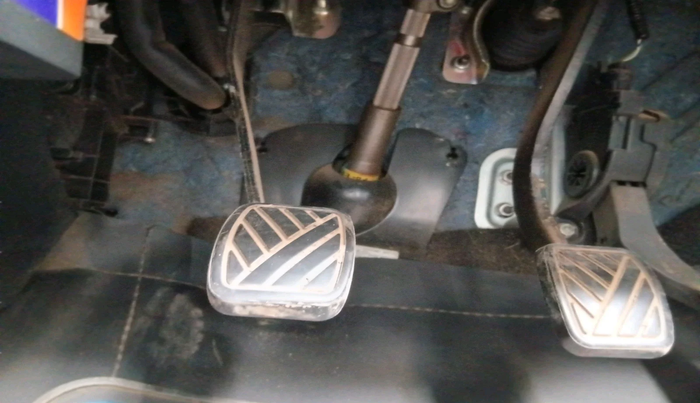 2017 Maruti Swift VXI O, CNG, Manual, 1,09,893 km, interior