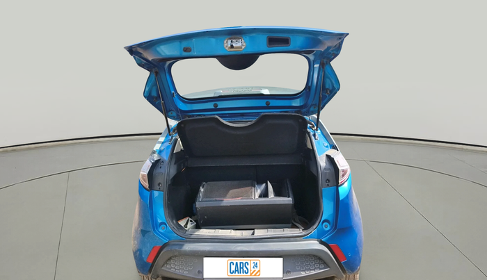 2017 Tata NEXON XZ PLUS DIESEL, Diesel, Manual, 1,73,781 km, exterior