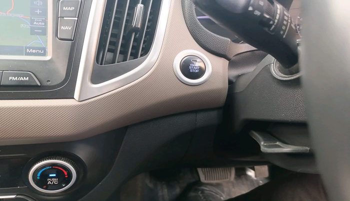 2017 Hyundai Creta SX PLUS AT 1.6 PETROL, Petrol, Automatic, 42,552 km, interior