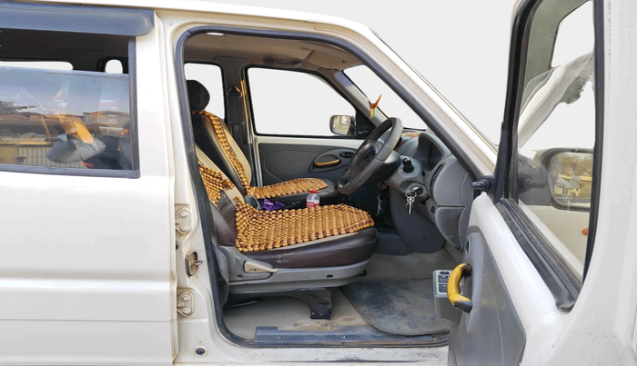 2014 Mahindra Scorpio LX, Diesel, Manual, 1,31,293 km, interior