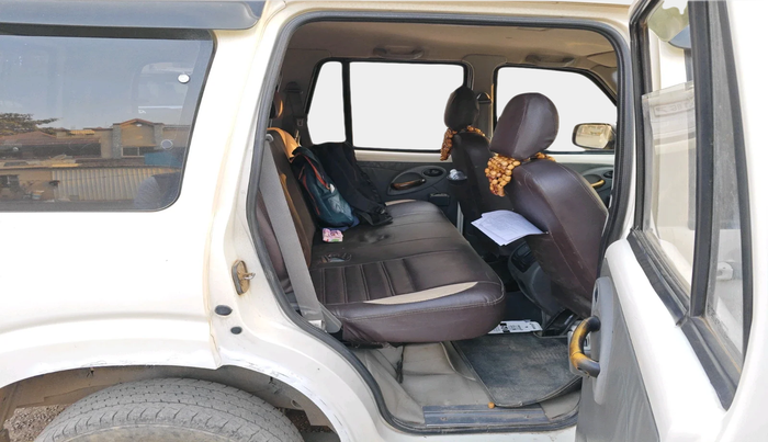 2014 Mahindra Scorpio LX, Diesel, Manual, 1,31,293 km, interior
