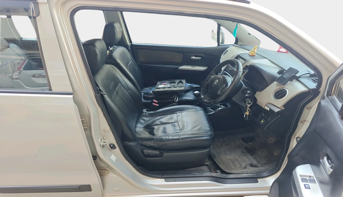 2013 Maruti Wagon R 1.0 LXI CNG, Petrol, Manual, 1,11,447 km, interior
