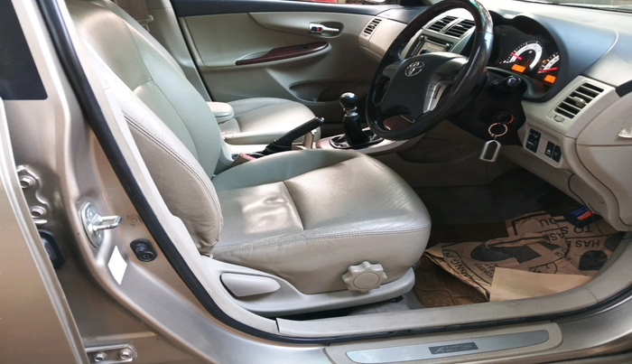 2011 Toyota Corolla Altis G DIESEL, Diesel, Manual, 86,403 km, interior