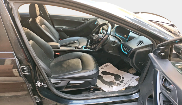 2022 Tata NEXON EV XZ PLUS LUX DARK EDITION, Electric, Automatic, 49,925 km, interior