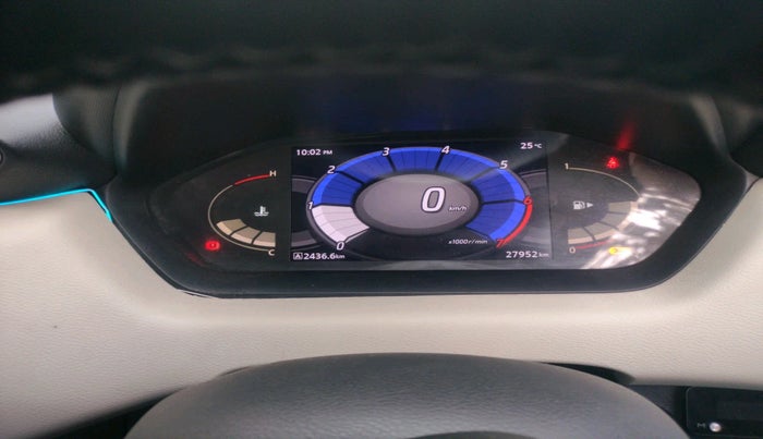 2023 Nissan MAGNITE XV MT, Petrol, Manual, 27,952 km, interior